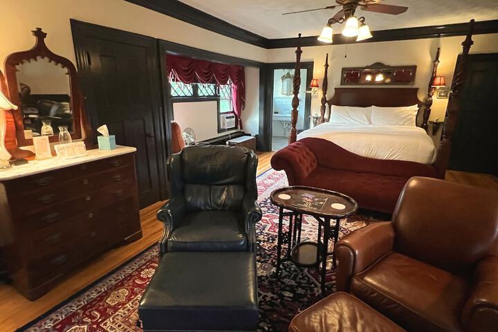 Room 31 of 54