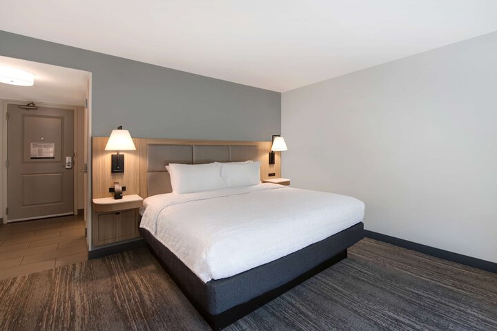 Hampton Inn Anderson / Alliance Business Park