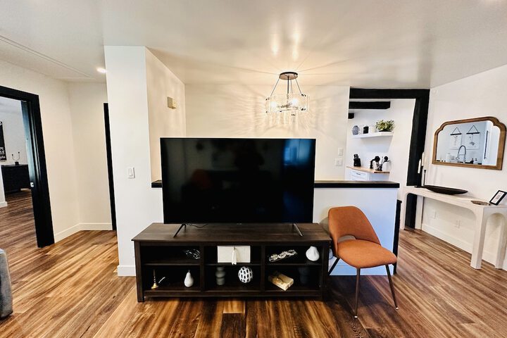 Bespoke Inn Flagstaff