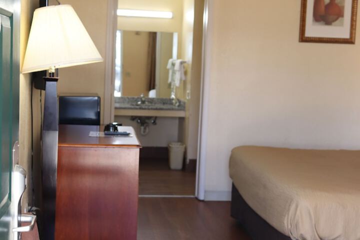 Room 22 of 56