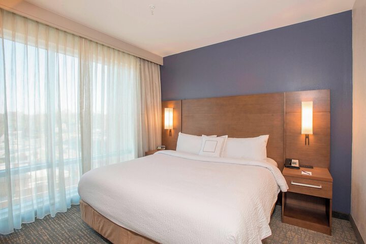 Room 20 of 28