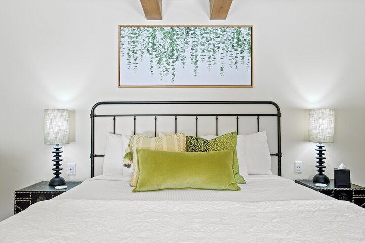 Bespoke Inn Flagstaff