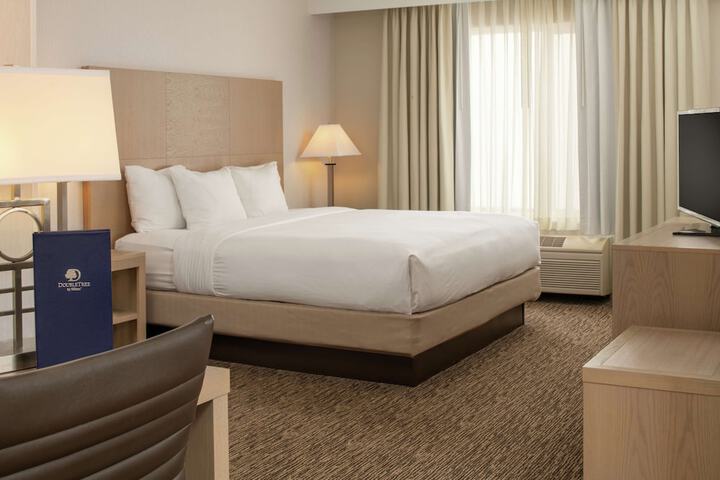 Room 20 of 34