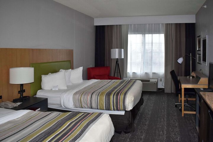 Country Inn & Suites by Radisson Hagerstown, MD