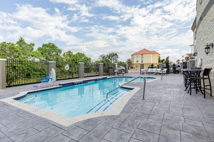 Pool 7 of 62
