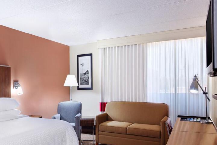 FOUR POINTS BY SHERATON COLLEGE STATION