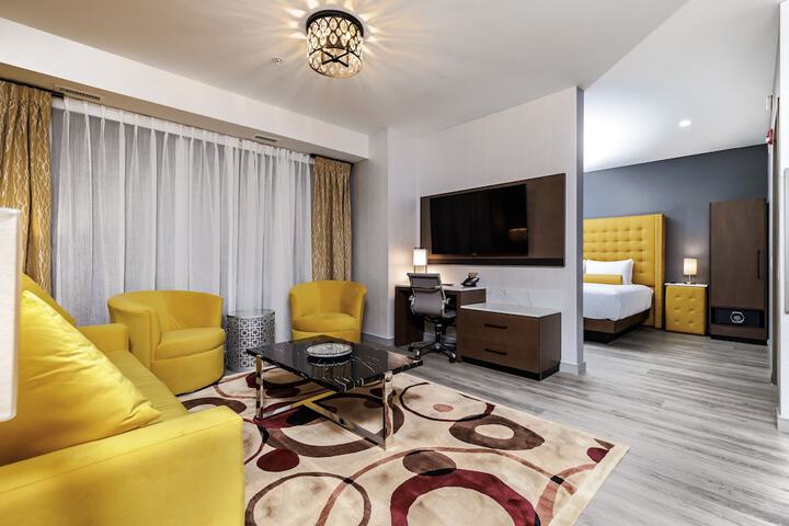 Room 16 of 50