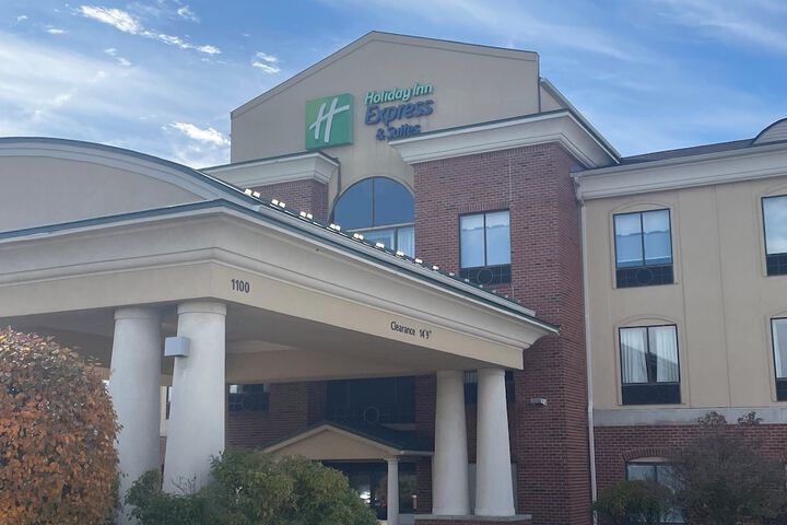 Holiday Inn Express Hotels and Suites Dayton North Tipp City by IHG