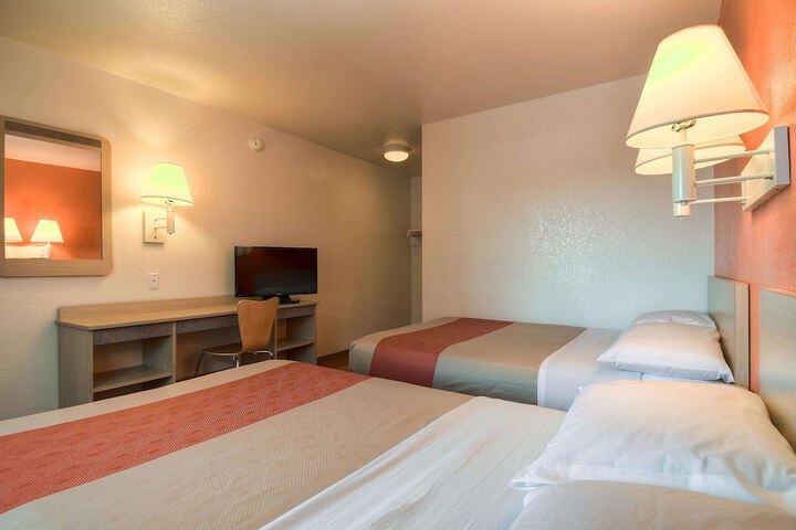 Motel 6 Westminster South - Long Beach