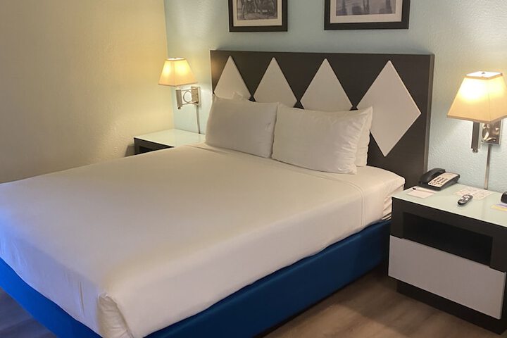 Room 55 of 116