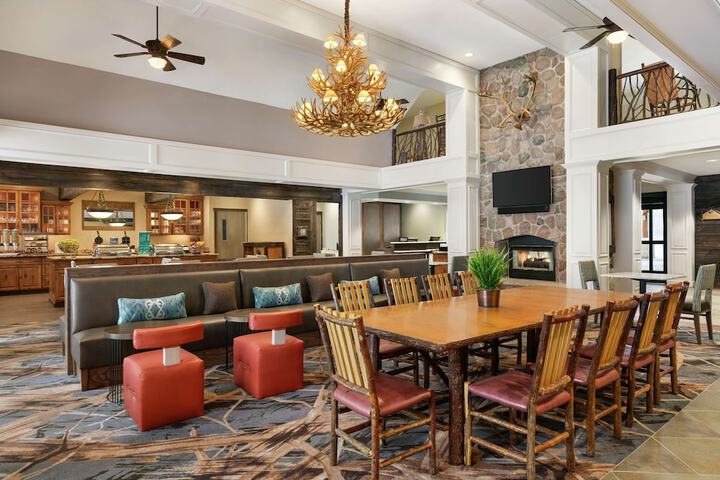 Homewood Suites by Hilton Syracuse / Liverpool