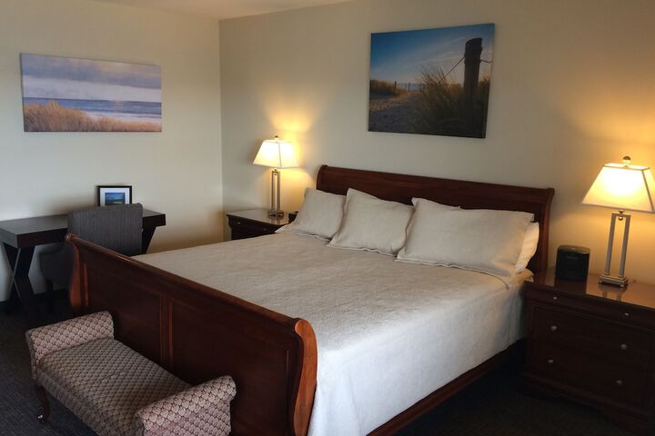 Room 6 of 22