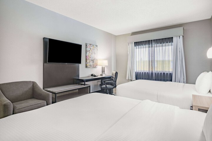 Room 21 of 27