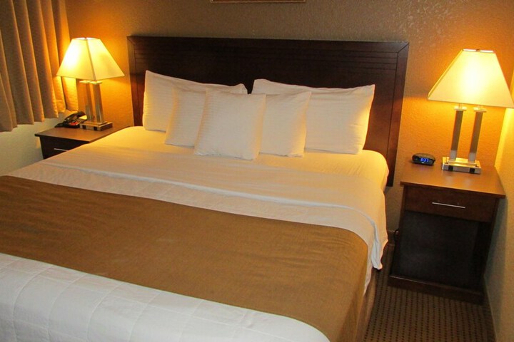Fairbridge Inn & Suites
