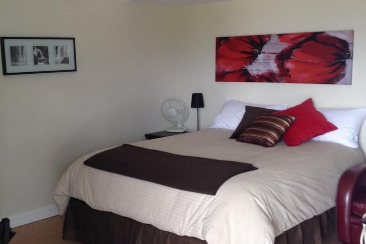 Room 19 of 32
