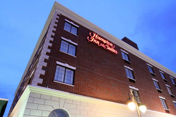 Hotel 6 of 73