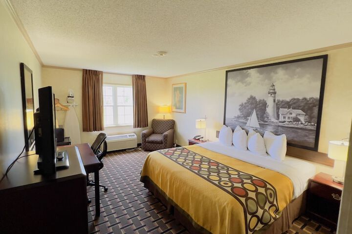 Room 7 of 29