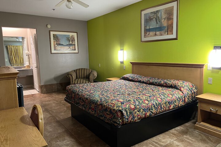 Room 42 of 72