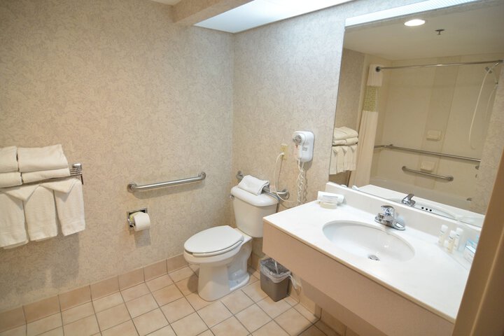 Room 15 of 18