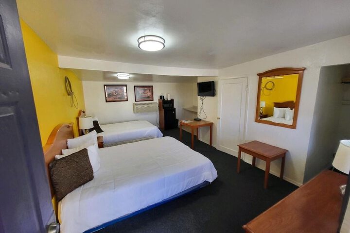 Room 46 of 98