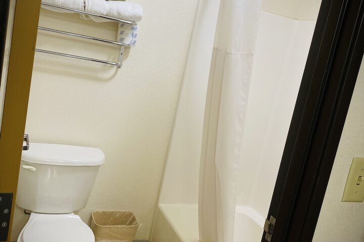 Herington Inn & Suites