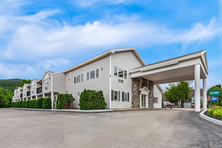 Quality Inn & Suites Gorham Riverside