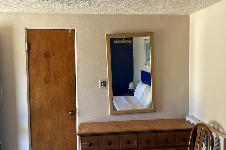 Crestview Motel Inc