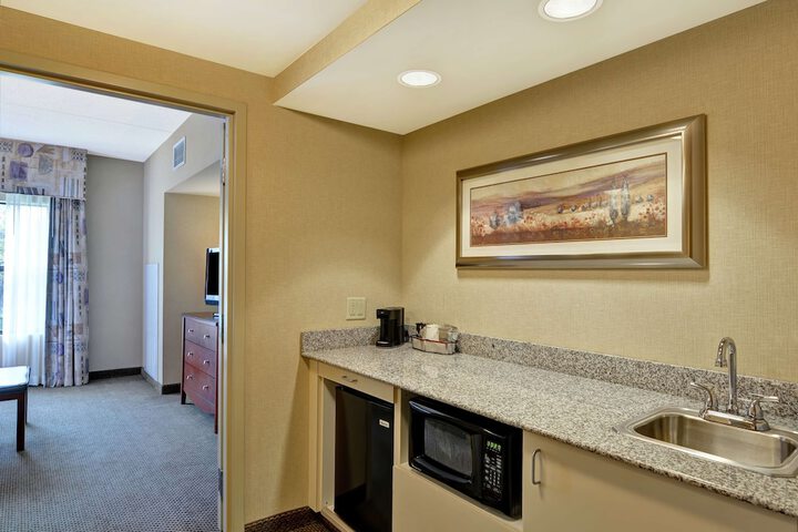 Room 11 of 36