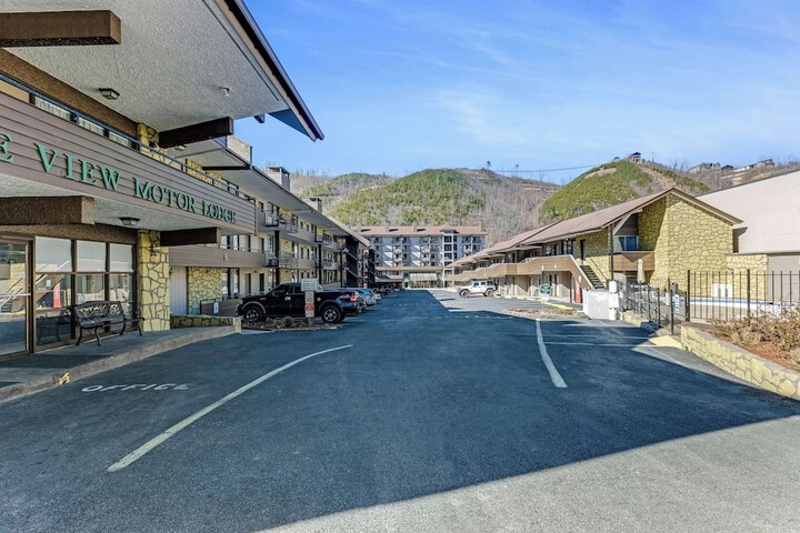 Hotel 4 of 56