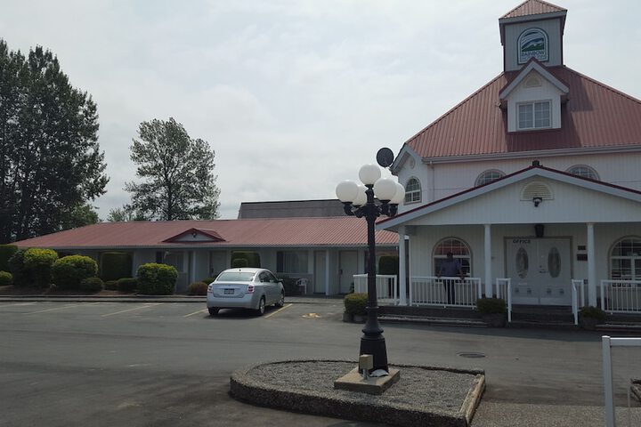Rainbow Motor Inn