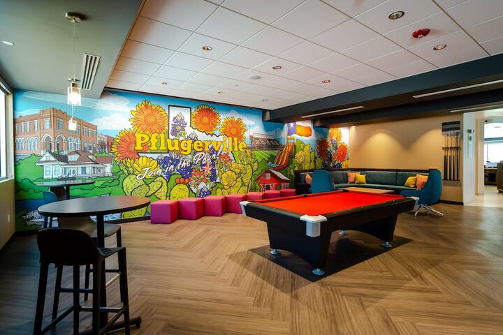 Hotel Interior 11 of 27