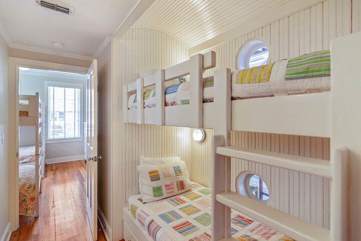Cottage Rental Agency - Seaside Florida