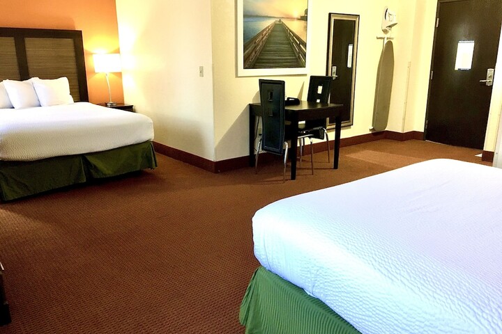 Room 42 of 77