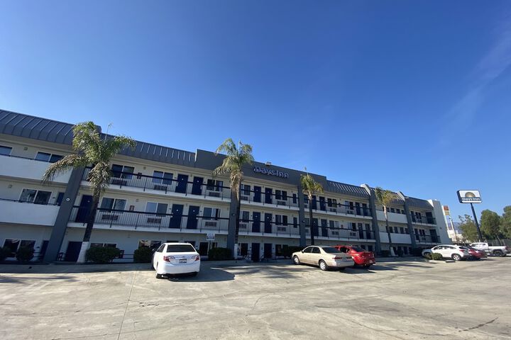 Days Inn by Wyndham Ontario Airport