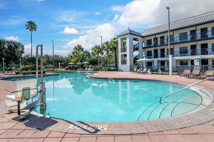 voco Kissimmee Orlando by IHG
