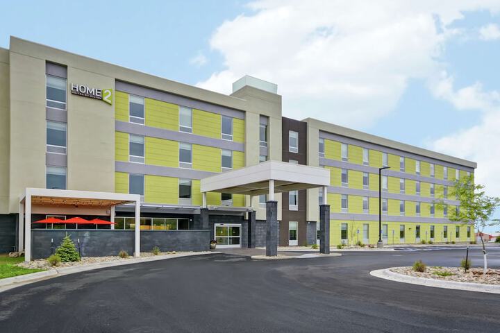 Hotel 2 of 43