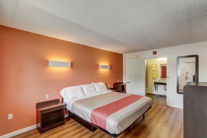 Motel 6 Berea KY