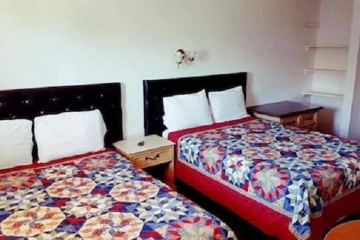 Room 9 of 22