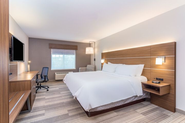 Room 17 of 42