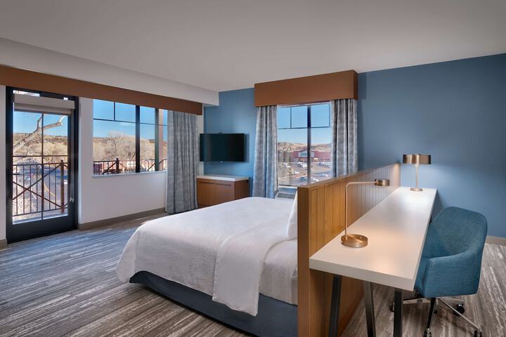 Room 42 of 58