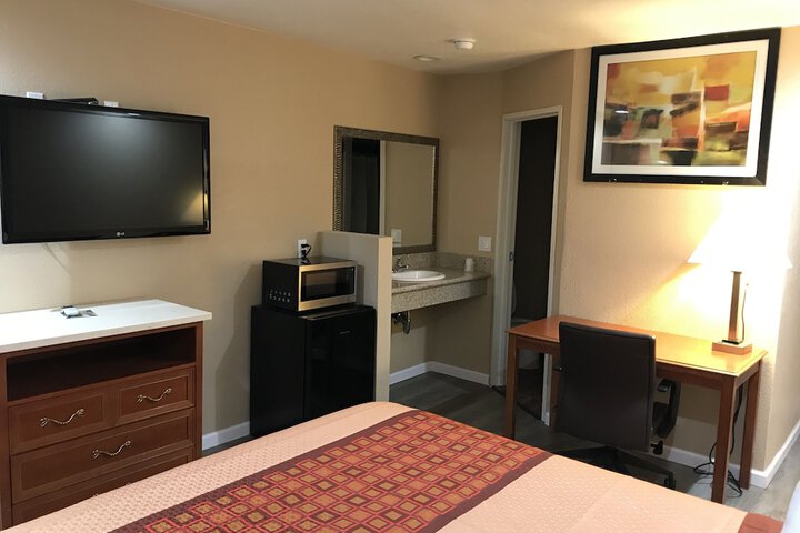 Budget Inn Motel