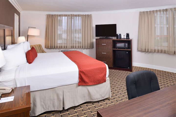 Room 22 of 37