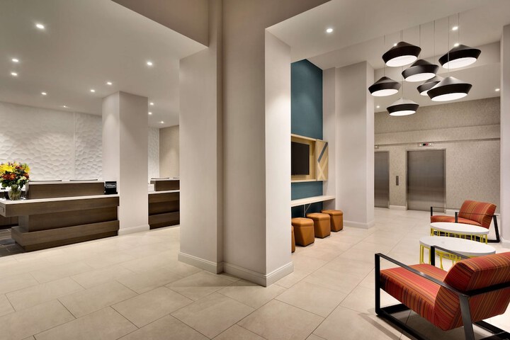 Hotel Interior 9 of 41