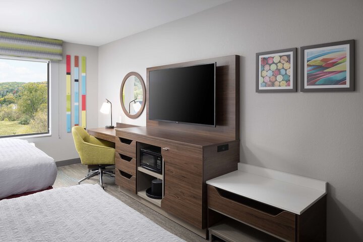Room 19 of 47