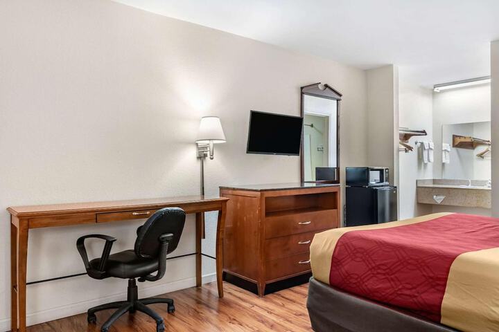 Room 7 of 29