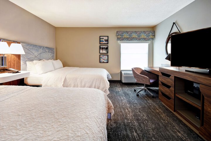Hampton Inn Atlanta-Mall of Georgia