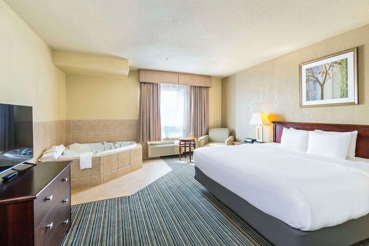 Room 40 of 47