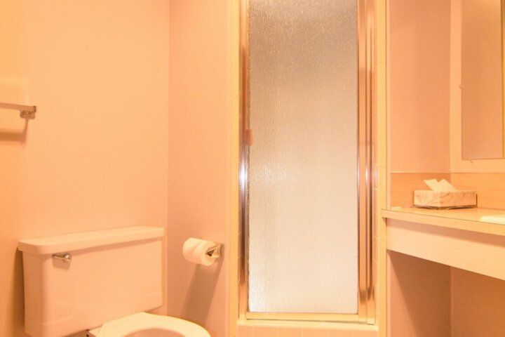 Room 16 of 51