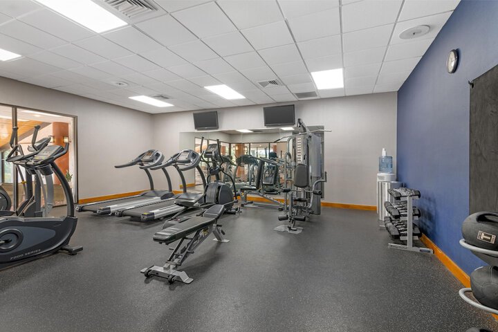 Best Western Royal Plaza Hotel & Trade Center