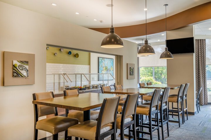 Holiday Inn Greensboro Coliseum by IHG